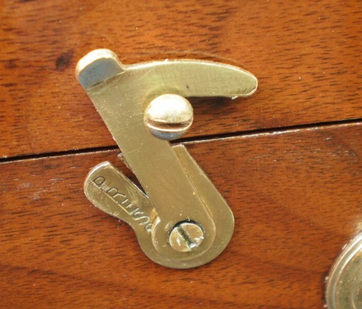 Figure 16: Safety latch.