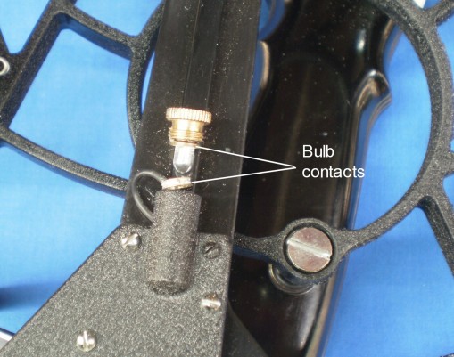 Figure 5 : How wire contacts bulb.